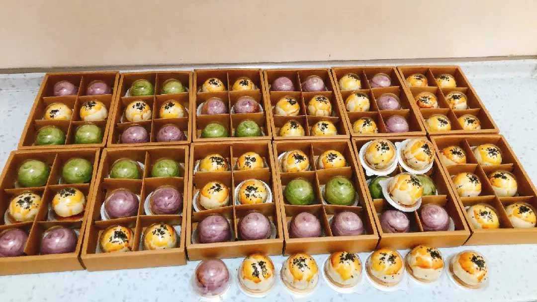 传承美食文化：中式糕点包装新视角